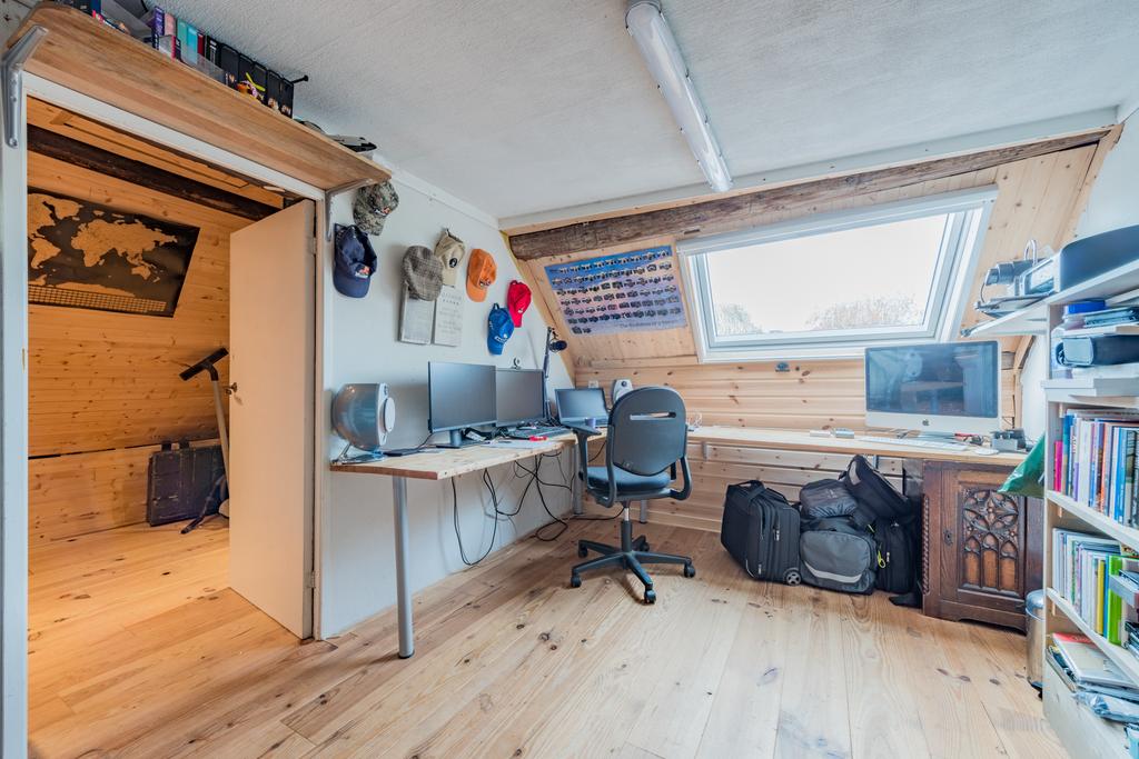 Te koop: Foto Woonhuis aan de Straatweg 120 in Breukelen