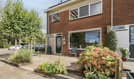 koop  Breukelen  Titus Brandsmastraat 30 – Hoofdfoto