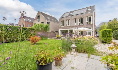 Te koop: Foto Woonhuis aan de Lutgerslaan 23 in Loenen aan de Vecht