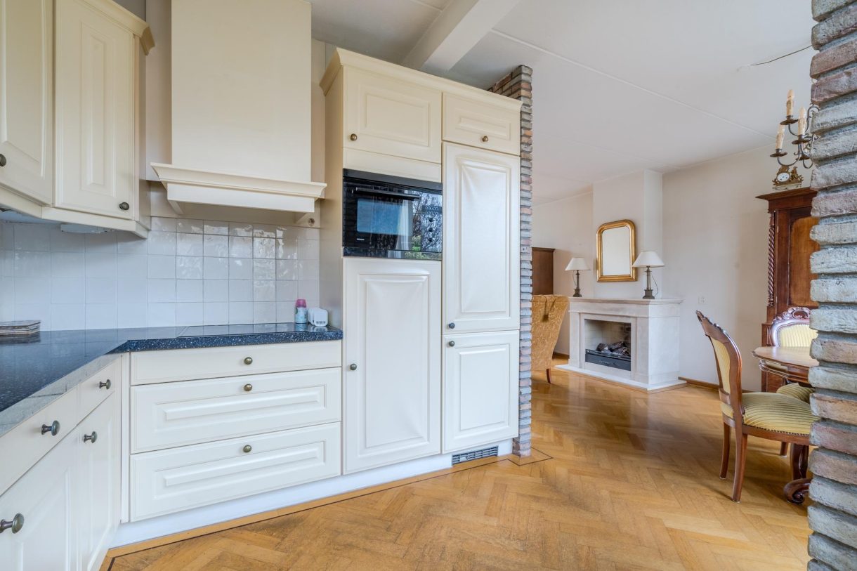 Te koop: Foto Woonhuis aan de Clarenburg 22 in Breukelen