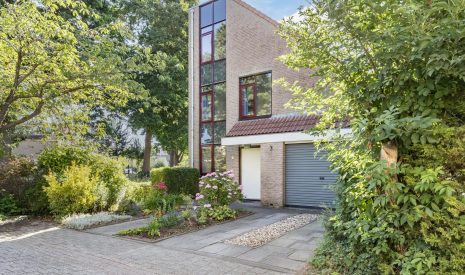 Te koop: Foto Woonhuis aan de Kievitsbloem 21 in Breukelen